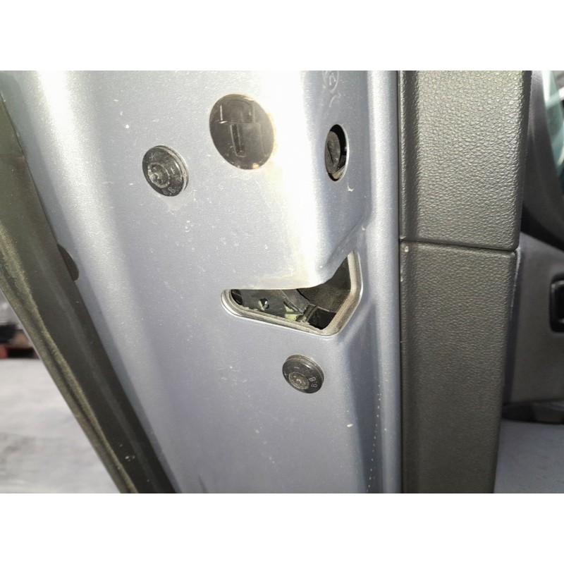 Recambio de cerradura puerta trasera izquierda para seat leon style 1200 tsi referencia OEM IAM   