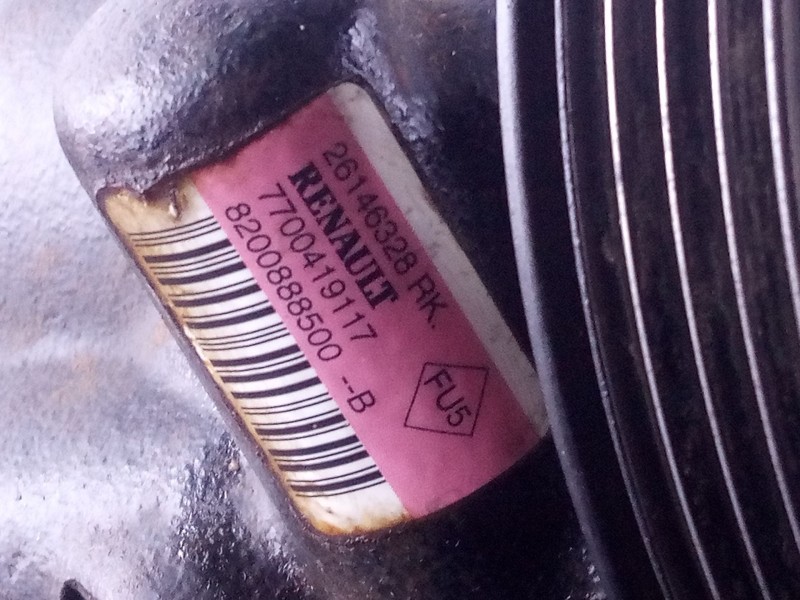 Recambio de bomba direccion para dacia sandero laureate referencia OEM IAM 7700419117 8200888500 