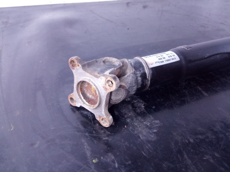 Recambio de transmision central para kia sportage drive 4x4 referencia OEM IAM 493003W000  