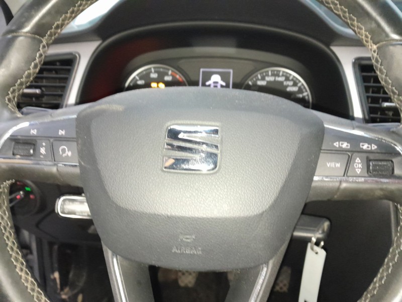 Recambio de kit airbag para seat leon style 1200 tsi referencia OEM IAM   