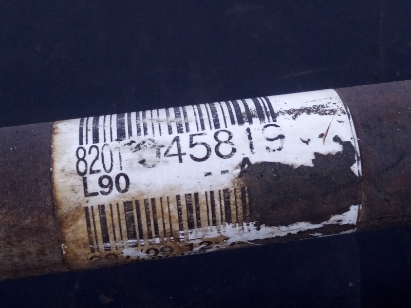 Recambio de transmision delantera derecha para dacia sandero laureate referencia OEM IAM 8201045819  