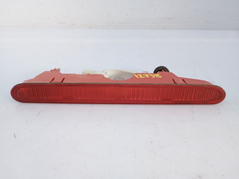 Recambio de luz central de freno para peugeot partner kasten confort referencia OEM IAM 9682830180 9688528980 