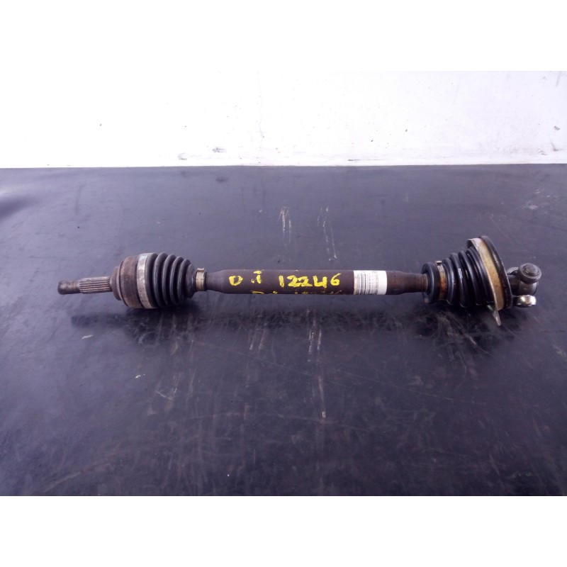 Recambio de transmision delantera izquierda para dacia sandero laureate referencia OEM IAM 8200985010  