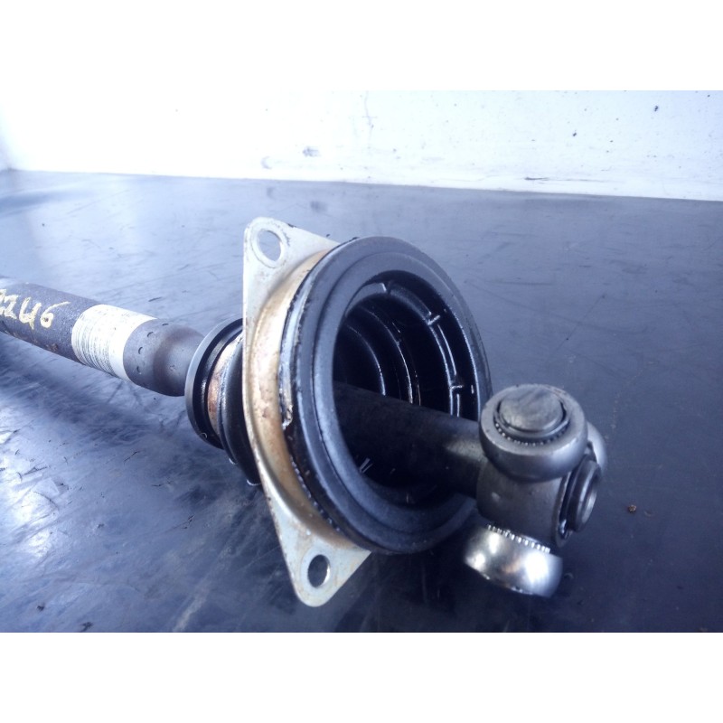 Recambio de transmision delantera izquierda para dacia sandero laureate referencia OEM IAM 8200985010  