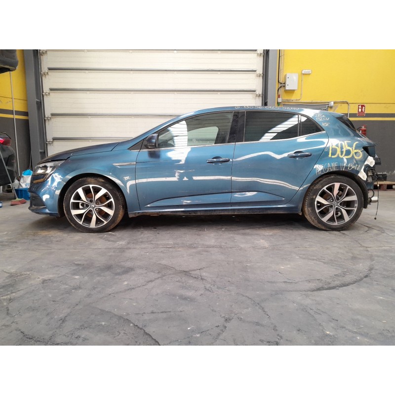 renault megane iv berlina 5p del año 2015