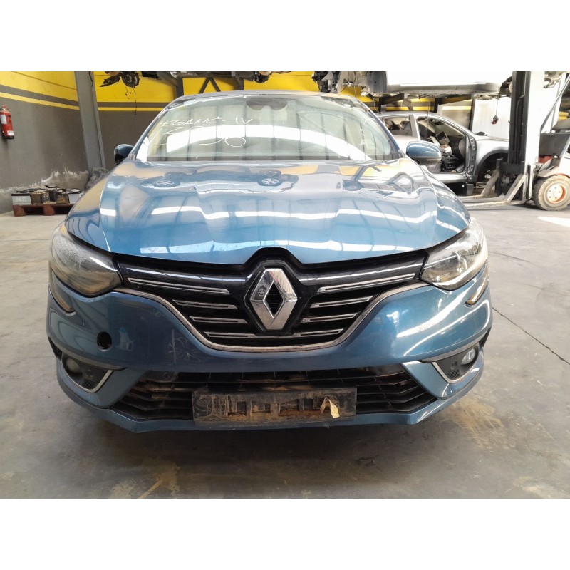 renault megane iv berlina 5p del año 2015