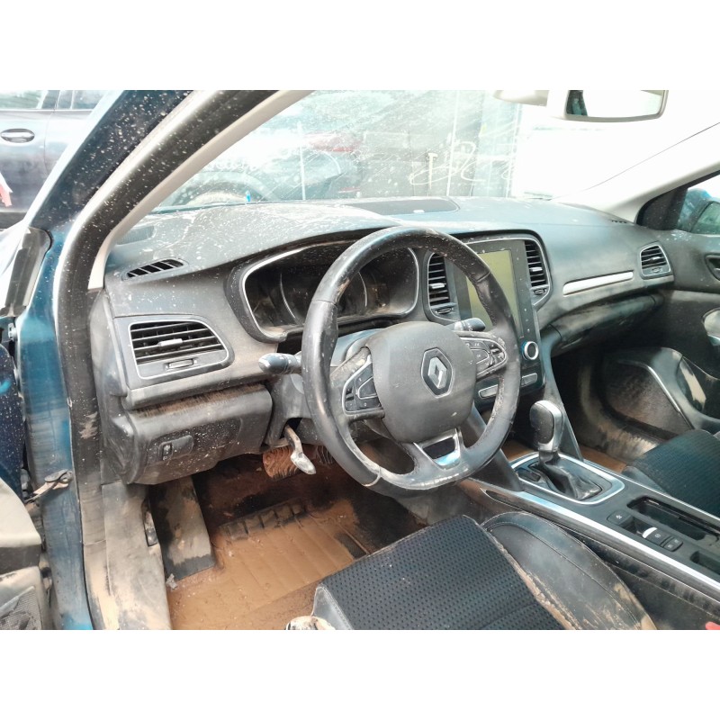 renault megane iv berlina 5p del año 2015