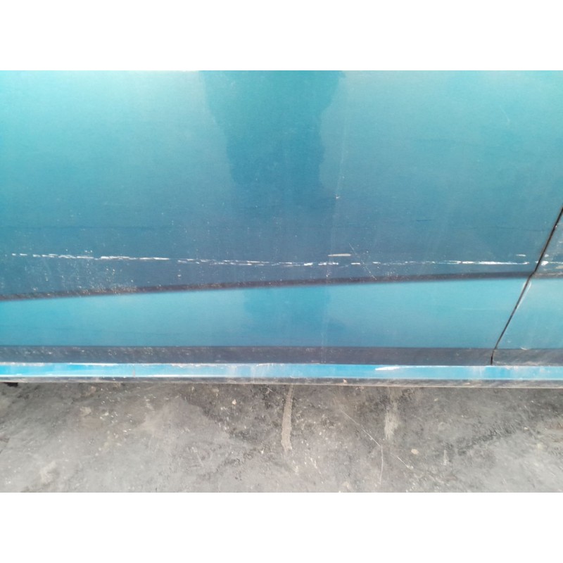 Recambio de puerta delantera izquierda para renault megane iv berlina 5p 1.2 tce energy referencia OEM IAM   
