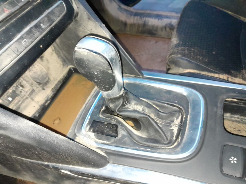 Recambio de palanca cambio para renault megane iv berlina 5p 1.2 tce energy referencia OEM IAM   