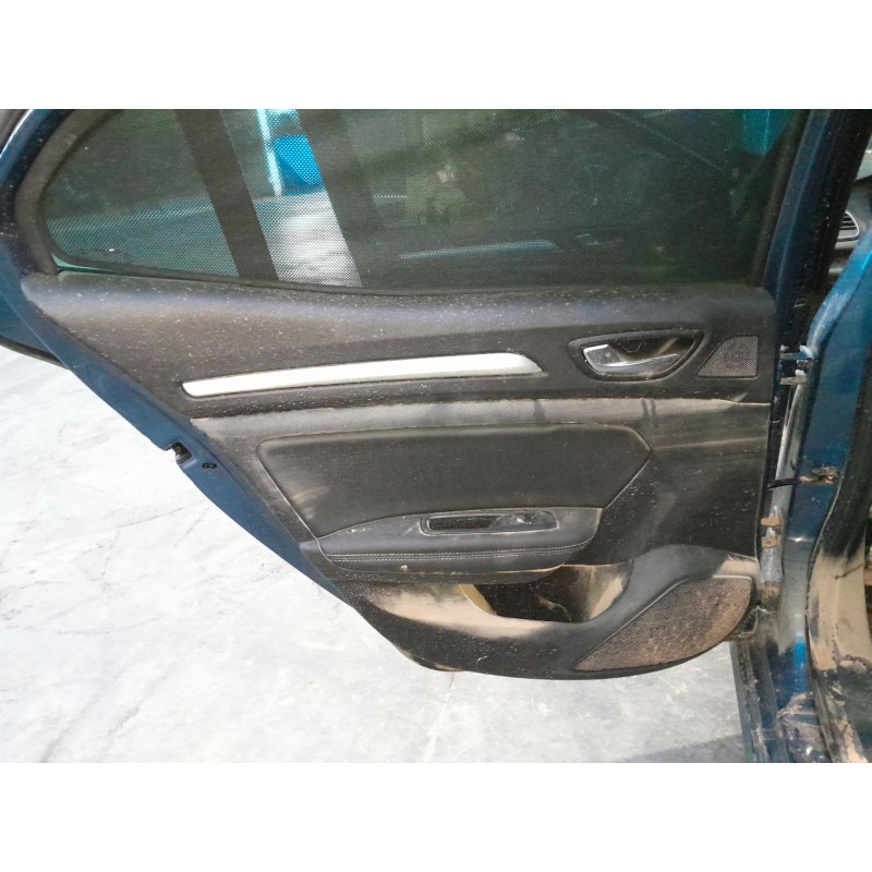 Recambio de guarnecido puerta trasera izquierda para renault megane iv berlina 5p 1.2 tce energy referencia OEM IAM   