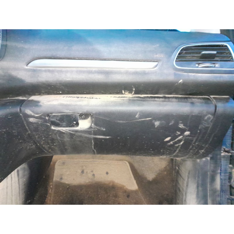 Recambio de guantera para renault megane iv berlina 5p 1.2 tce energy referencia OEM IAM   