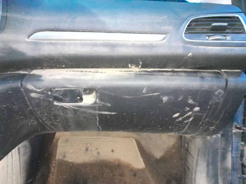 Recambio de guantera para renault megane iv berlina 5p 1.2 tce energy referencia OEM IAM   