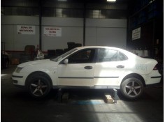 saab 9-3 berlina del año 2004