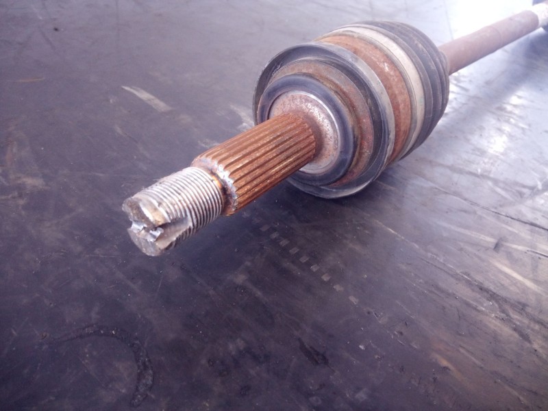 Recambio de transmision delantera izquierda para kia rio (yb) drive referencia OEM IAM   