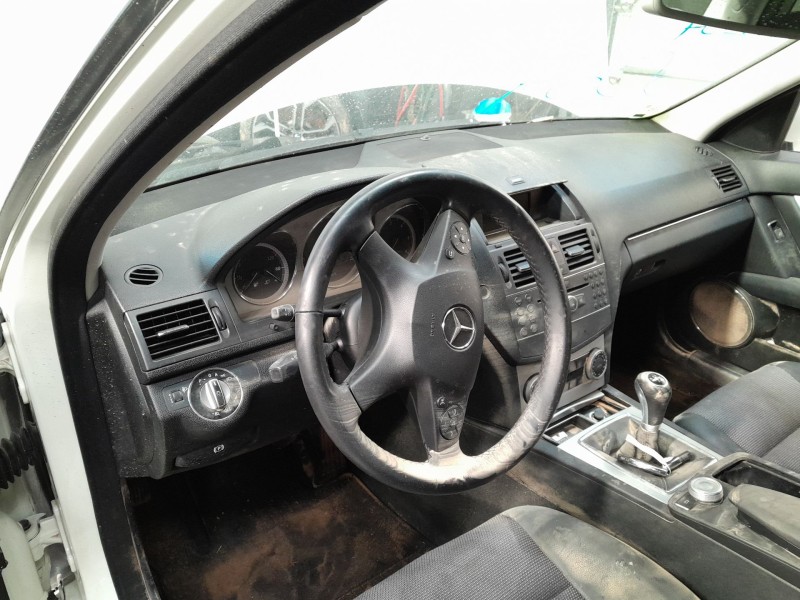 mercedes clase c (w204) berlina del año 2007