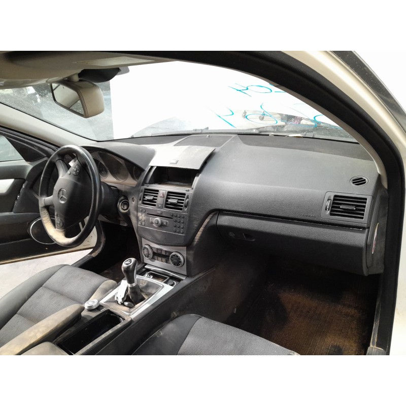 mercedes clase c (w204) berlina del año 2007