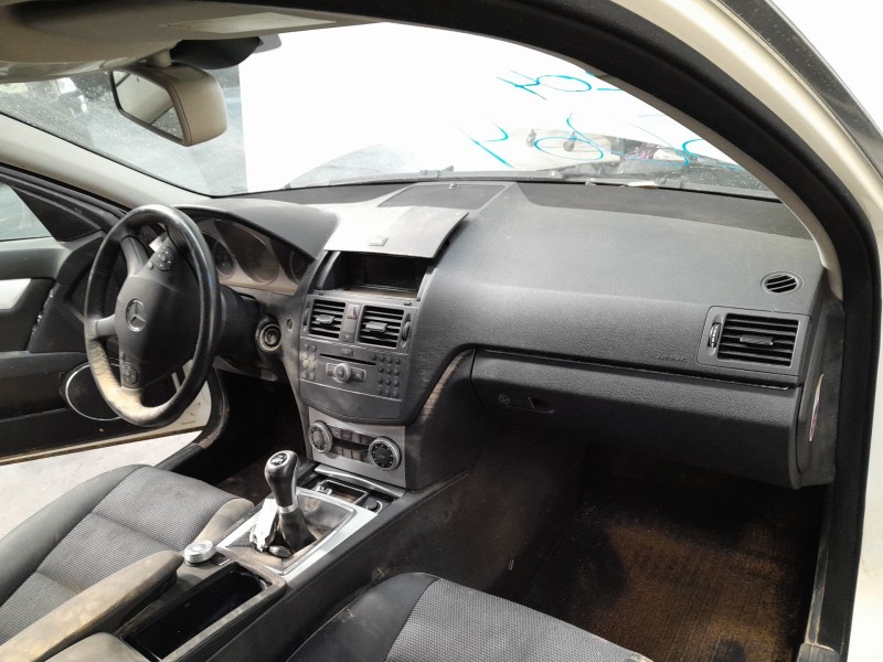 mercedes clase c (w204) berlina del año 2007