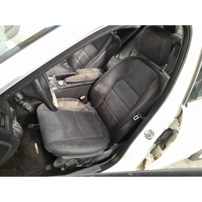 mercedes clase c (w204) berlina del año 2007