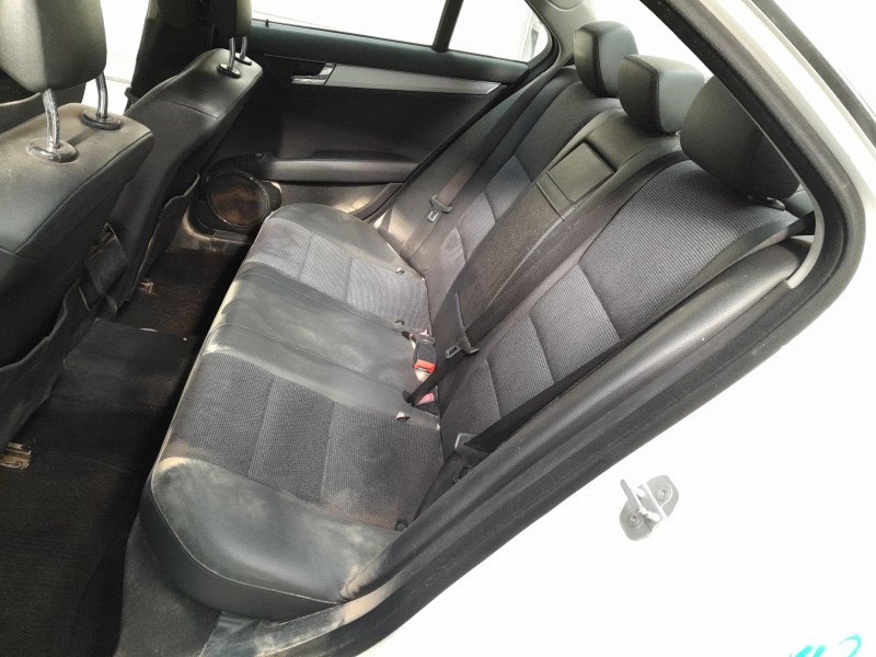 mercedes clase c (w204) berlina del año 2007