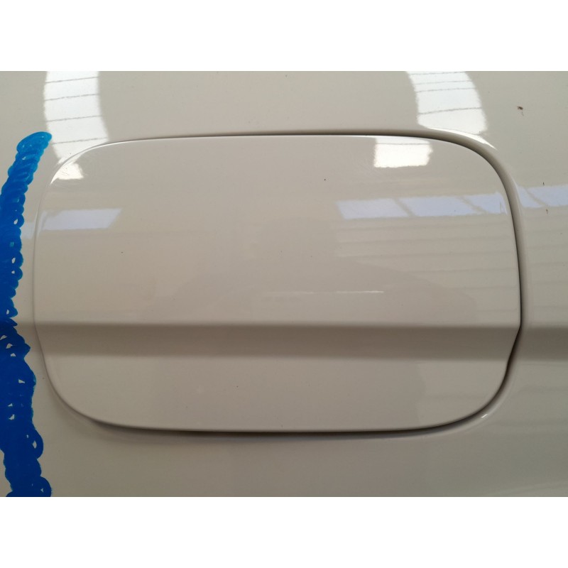 Recambio de tapa exterior combustible para mercedes clase c (w204) berlina c 200 cdi (204.007) referencia OEM IAM   