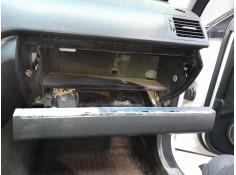 Recambio de guantera para mercedes clase c (w204) berlina c 200 cdi (204.007) referencia OEM IAM    2