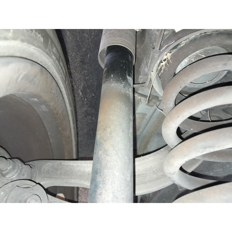 Recambio de amortiguador trasero izquierdo para mercedes clase c (w204) berlina c 200 cdi (204.007) referencia OEM IAM   