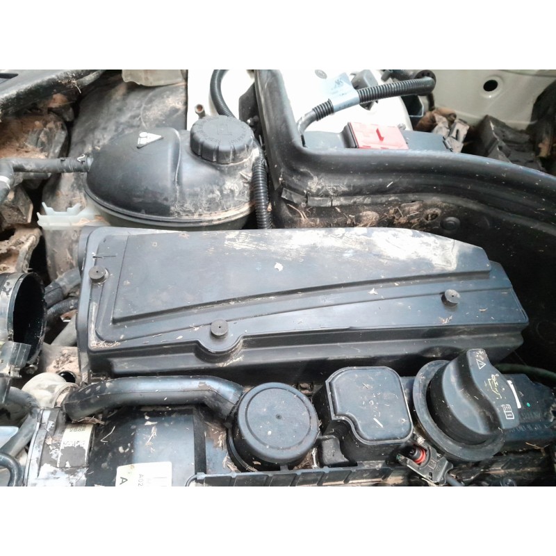 Recambio de filtro aire para mercedes clase c (w204) berlina c 200 cdi (204.007) referencia OEM IAM   