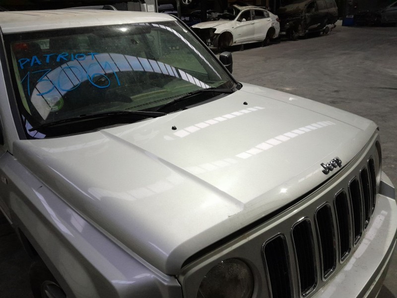 Recambio de capot para jeep patriot patriot mk74 crd 4x4 referencia OEM IAM   