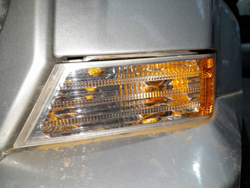 Recambio de piloto delantero izquierdo para jeep patriot patriot mk74 crd 4x4 referencia OEM IAM   