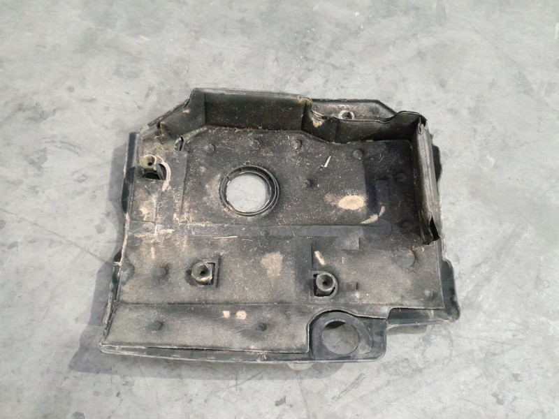 Recambio de tapa motor para jeep patriot patriot mk74 crd 4x4 referencia OEM IAM   