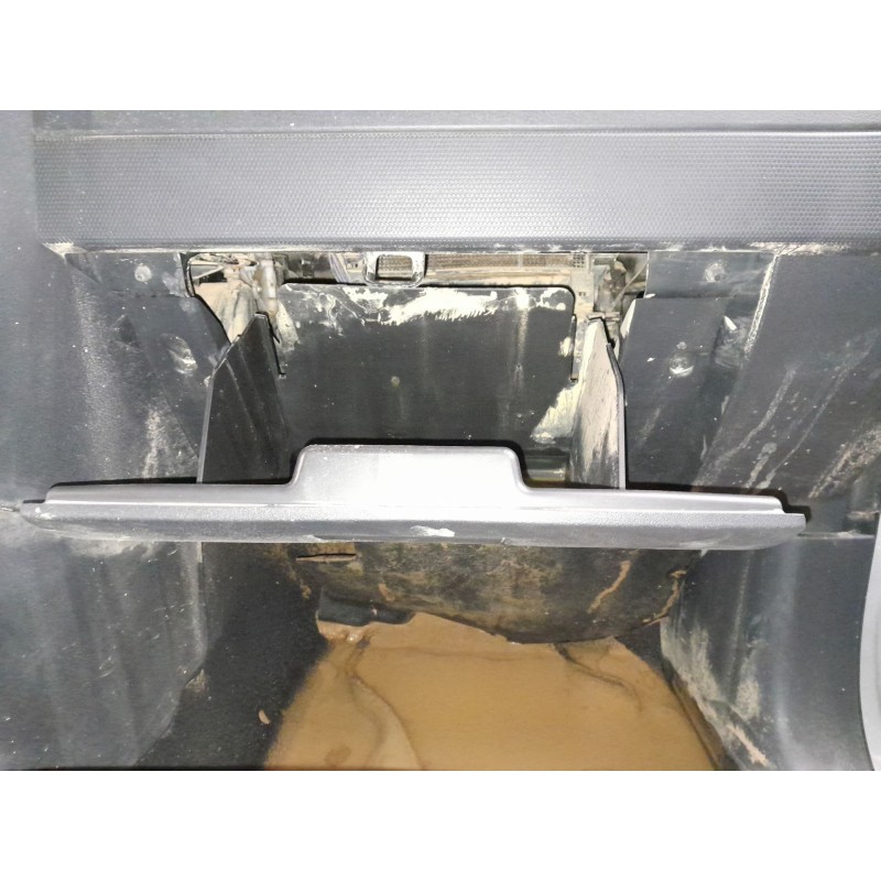 Recambio de guantera para jeep patriot patriot mk74 crd 4x4 referencia OEM IAM   