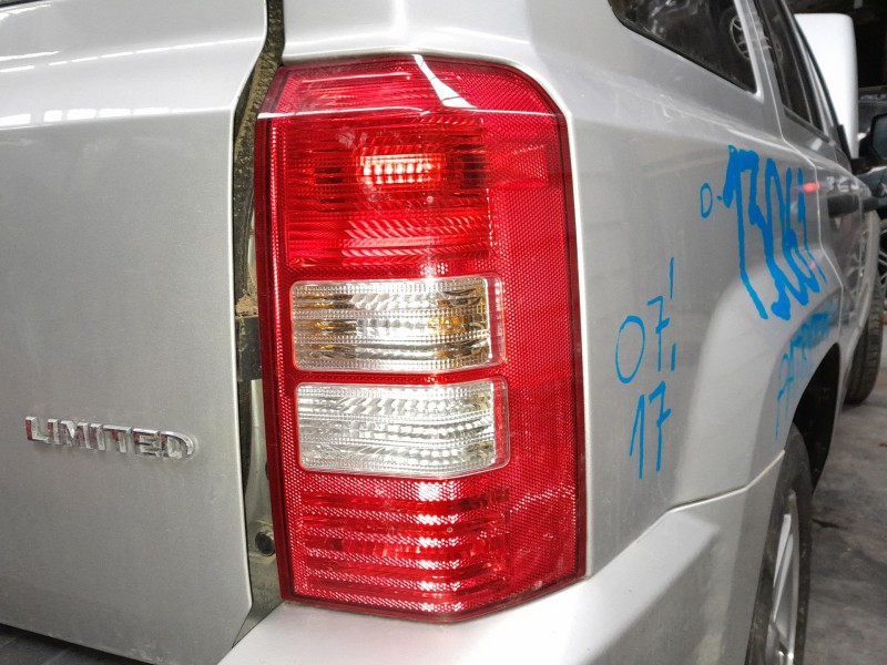 Recambio de piloto trasero derecho para jeep patriot patriot mk74 crd 4x4 referencia OEM IAM   