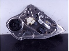 ELEVALUNAS TRASERO DERECHO A2048200542 961110100 P2-B4-39