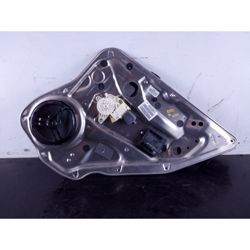 Recambio de elevalunas trasero derecho para mercedes clase c (w204) familiar 320 t cdi (204.222) referencia OEM IAM A2048200542 