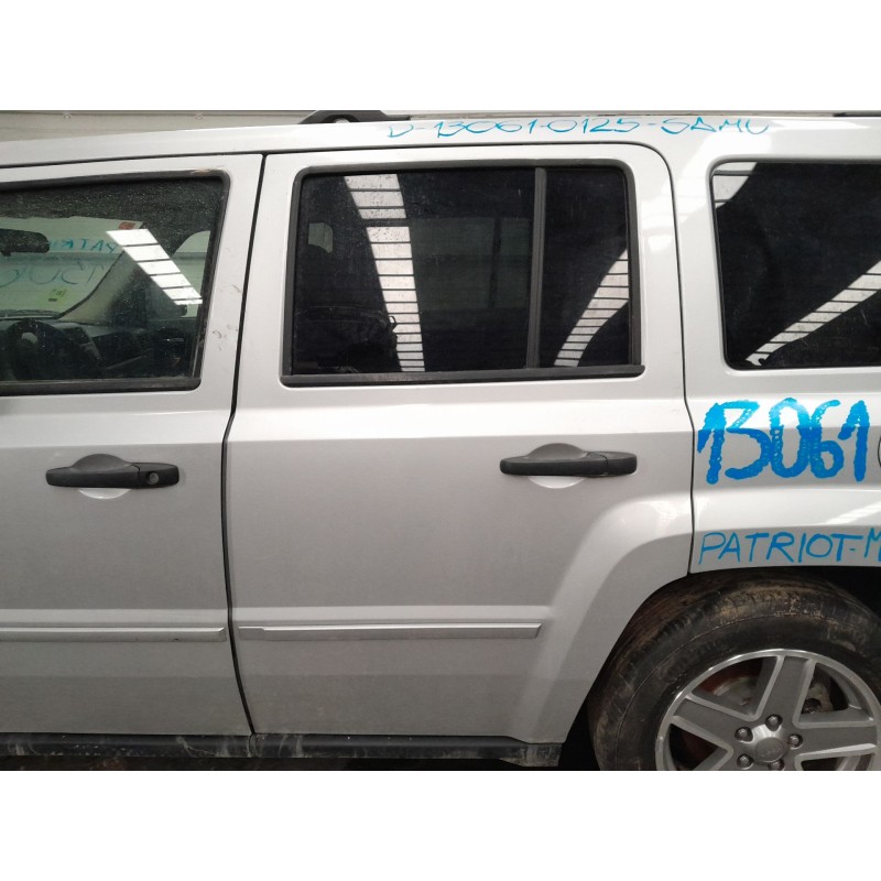 Recambio de puerta trasera izquierda para jeep patriot patriot mk74 crd 4x4 referencia OEM IAM   