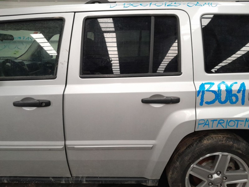 Recambio de puerta trasera izquierda para jeep patriot patriot mk74 crd 4x4 referencia OEM IAM   