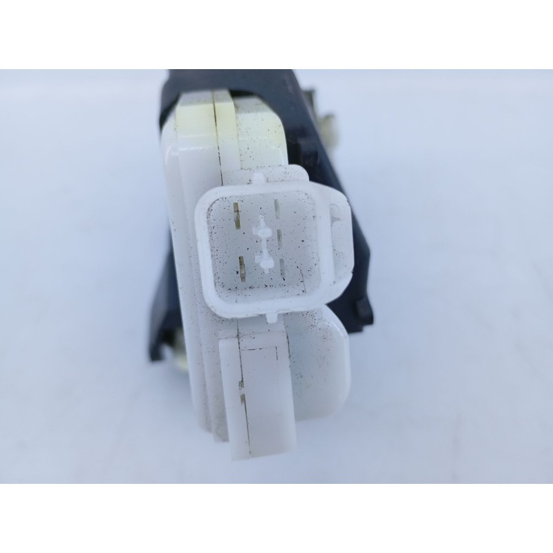 Recambio de cerradura puerta trasera derecha para mitsubishi montero (v80/v90) 3.2 di-d intense (5-ptas.) referencia OEM IAM   