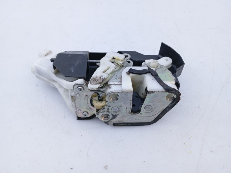 Recambio de cerradura puerta trasera derecha para mitsubishi montero (v80/v90) 3.2 di-d intense (5-ptas.) referencia OEM IAM   