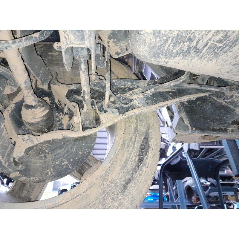 Recambio de mangueta trasera izquierda para jeep patriot patriot mk74 crd 4x4 referencia OEM IAM   