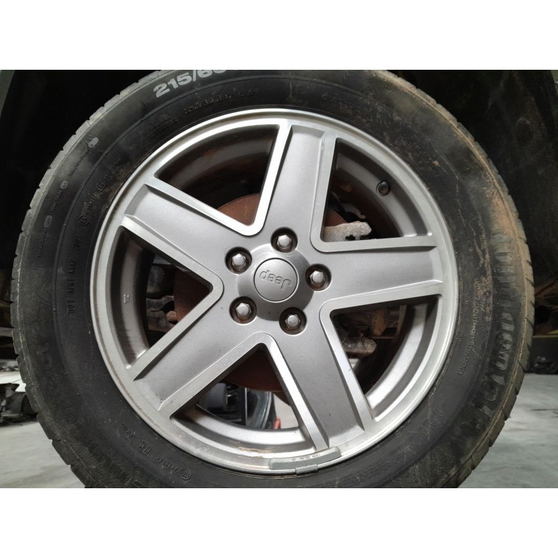 Recambio de llanta para jeep patriot patriot mk74 crd 4x4 referencia OEM IAM 215/60/17  