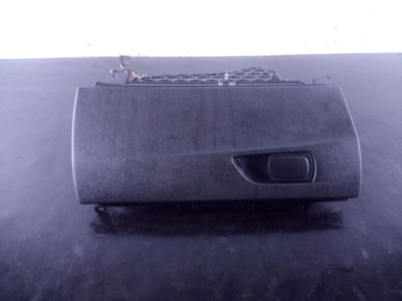 Recambio de guantera para bmw serie 1 lim. (f20) 120d referencia OEM IAM   