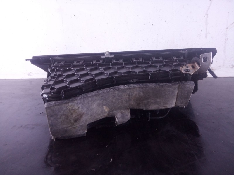 Recambio de guantera para bmw serie 1 lim. (f20) 120d referencia OEM IAM   