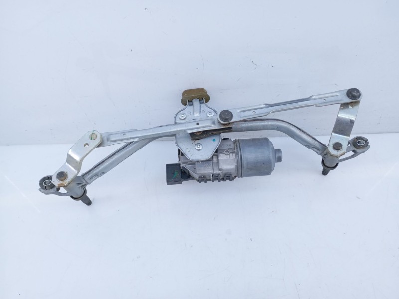 Recambio de motor limpia delantero para peugeot 208 active referencia OEM IAM 0390241589  