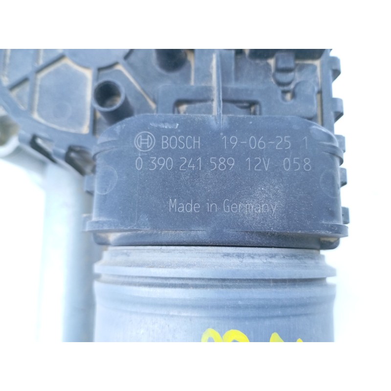 Recambio de motor limpia delantero para peugeot 208 active referencia OEM IAM 0390241589  