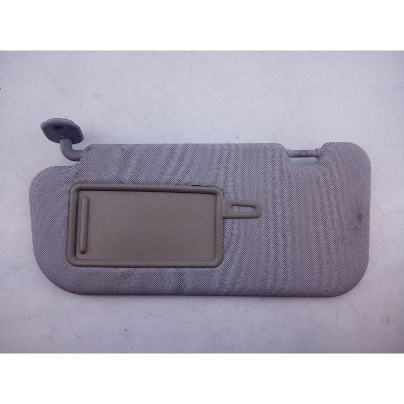 Recambio de parasol izquierdo para hyundai i20 trend referencia OEM IAM   