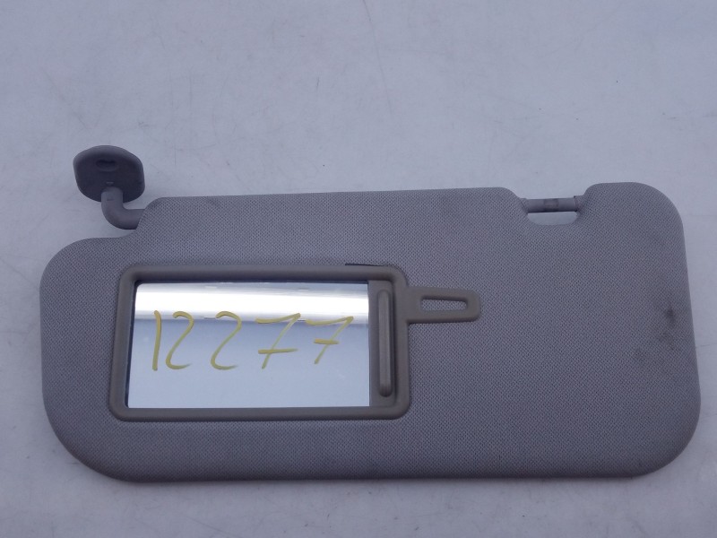 Recambio de parasol izquierdo para hyundai i20 trend referencia OEM IAM   