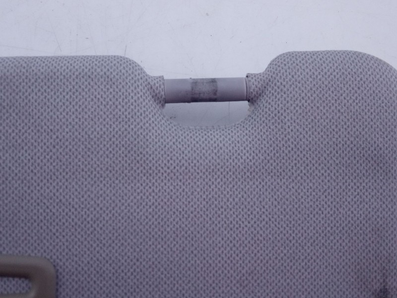 Recambio de parasol izquierdo para hyundai i20 trend referencia OEM IAM   