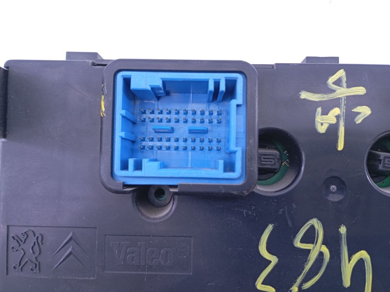 Recambio de mando climatizador para peugeot 207 sport referencia OEM IAM 96497866XT04  