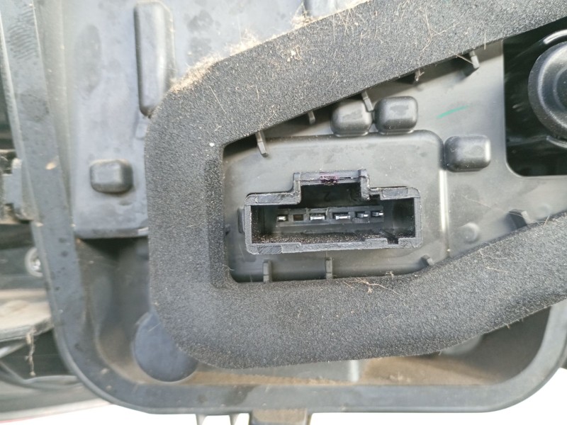 Recambio de piloto trasero derecho para dacia sandero stepway referencia OEM IAM 265506147R  