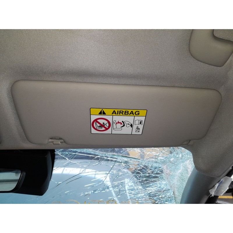 Recambio de parasol derecho para kia sportage 1.6 crdi mhev mhev m63a18 referencia OEM IAM   